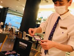 -必胜客(东大桥店)