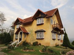 -黄色小屋