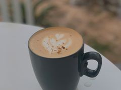 -洪小鹏生活美学馆(领SHOW天地店)