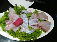 -陆派巴倒烫火锅(城东店)