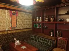 -嘎咓讓咘藏餐厅(团结新村店)