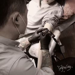 -越域刺青