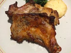黑胡椒风味烤鸡腿-萨莉亚意式餐厅(杭州滨江天街店)
