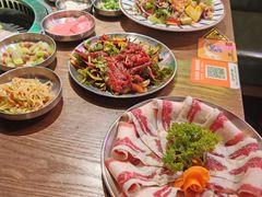-香猪坊韩国烤肉专属门店(魏公村店)