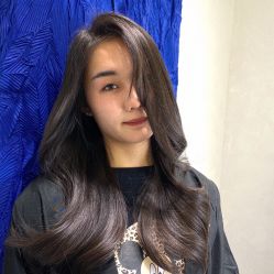 -3·3HAIR SALON