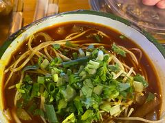 -拈签一笑黄牛肉辣卤串串