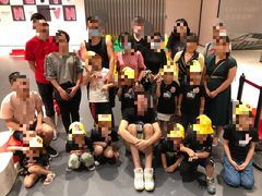 -i2青少儿英语(爱加星悦荟店)