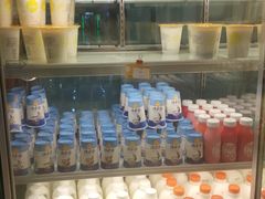 -一鸣真鲜奶吧(万地店)