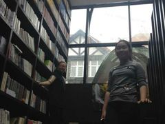 -钟书阁(松江泰晤士小镇店)