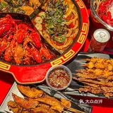 来南宁一定要去琅西村胡爷吃椰香小龙虾!