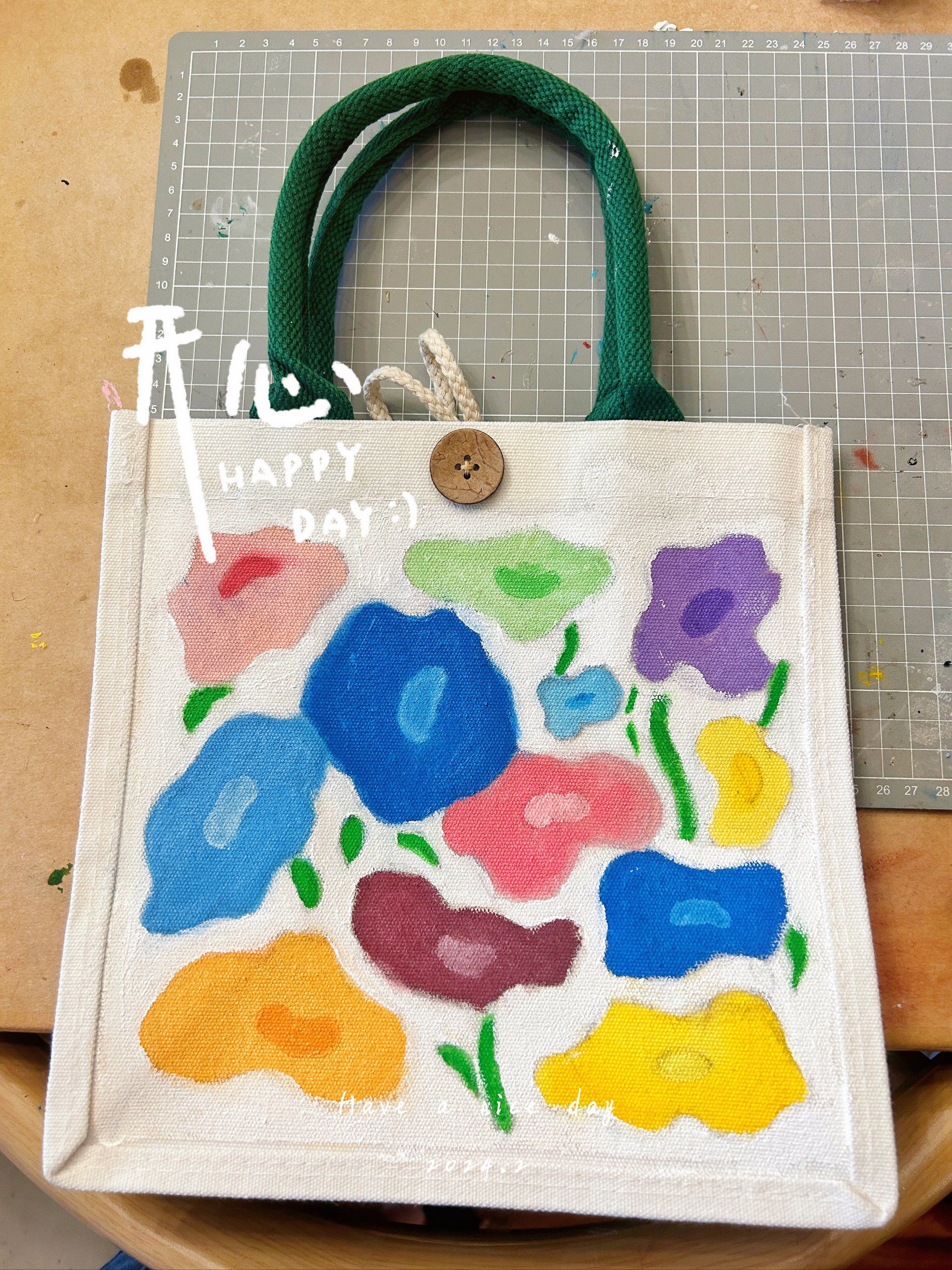 手绘布包,自己选择图案,想要什么样式由自己定义#帆布袋 #创意diy