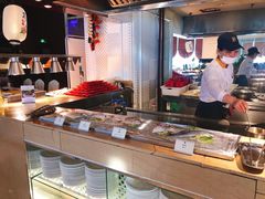 -荣誉国际酒店-云顶旋转餐厅
