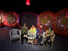 -金石蜡像馆