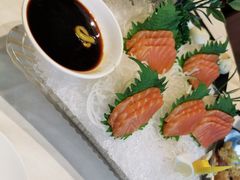 刺身三文鱼-辣螃铠盆盆蟹大排档(海昌店)