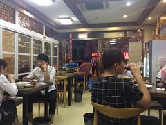 大堂-东北饺子王(港澳广场购物中心店)