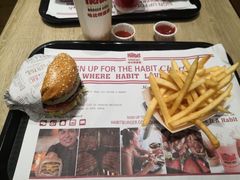 -The Habit Burger Grill 哈比特汉堡(爱琴海店)