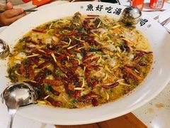 -江渔儿酸菜鱼(奥园广场金发购物中心店)