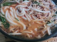 -三品阁过桥米线(万达店)