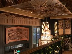 -Mogul Eatery·大亨餐酒馆