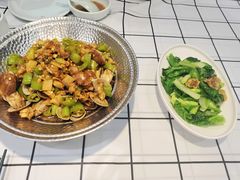 -在莲野·湖北民间菜·头牌松滋鸡(光谷步行街店)