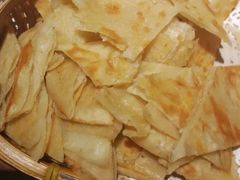 -阿三鱼头泡饼·家常菜