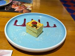 -米德维奇俄式西餐厅(西六道街店)