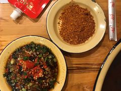 -拈签一笑黄牛肉辣卤串串