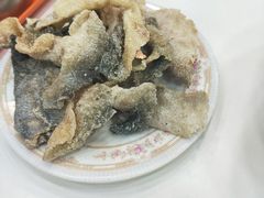 炸鱼皮-文辉墨鱼丸大王(铜锣湾渣甸街总店)