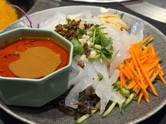 东北大拉皮-蘸小院铁锅炖·蘸酱菜·东北菜(怀远门店)