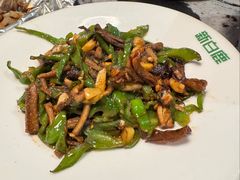青椒炒鳝丝-新白鹿餐厅(百联中环店)
