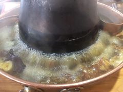 清汤锅-东镇老火锅(长春路首店)