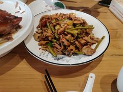 -侯记烧鸡楼