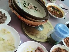 -天乐农家鱼头王(天目湖店)