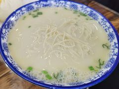 鱼汤面-雪琴面馆富安特色鱼汤面(城中花园店)