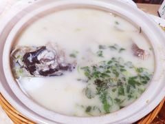 -天乐农家鱼头王(天目湖店)