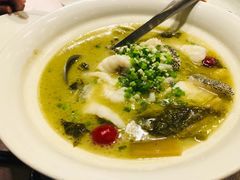 川式酸菜鱼煮珍珠龙趸鱼-广州文华东方酒店·江-由辉师傅主理