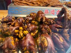 -老鼎万春卤菜(五代传承创始老店)