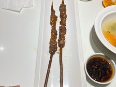 新疆红柳枝羊肉串-小放牛炒菜馆(裕华万达店)