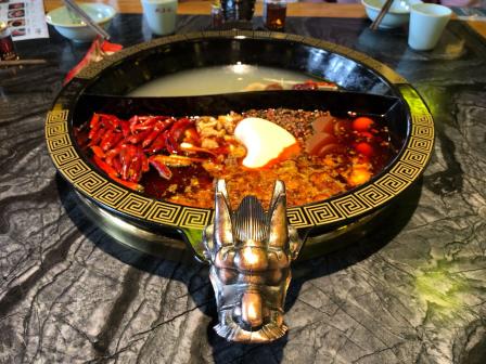 九子龙火锅(阆中直营店)-"对于吃其实我不算是很挑剔的那种,吃的我分.