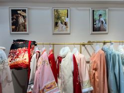 -一揽芳华汉服旗袍体验馆(拙政园店)