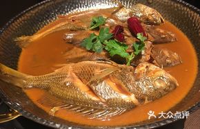 Northeastern Iron Pot Stewed Mixed Fish