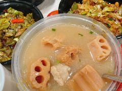 -莲餐厅·湖北菜·潜江小龙虾店(愚园路店)