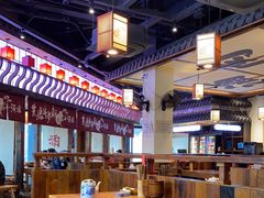 大堂-先启半步颠小酒馆(白麓里店)