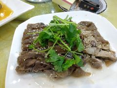 特色盐焗鹅-蠔门宴海鲜城·阳江特色菜