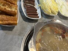 -光头药膳鸡(莱茵小镇店)