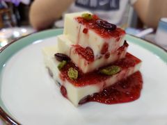 树莓酱奶豆腐-新疆巴州金丝特餐厅(大钟寺店)