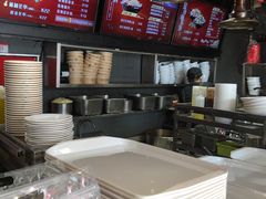 -何记花甲(海岸城旗舰店)
