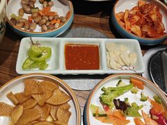 -明洞阿姨·韩式酱蟹烤肉·创意料理(三元桥店)