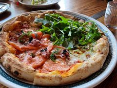 火鸡拼三文鱼披萨-PIZZA BIANCA(民园店)
