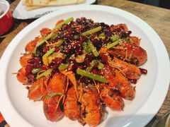 -叶派龙虾•招牌香辣蟹·海鲜(中海国际店)